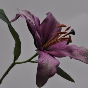Floare artificiala Crin mov 33 cm SILKKA