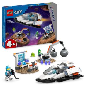 Nava spatiala si descoperirea unui asteroid City LEGO