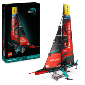 Iahtul Emirates Team New Zealand AC75 LEGO