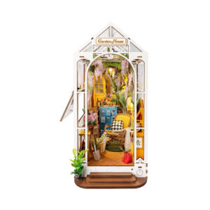 Puzzle 3D din lemn Garden House ROBOTIME