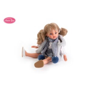 Papusa Emili 33 cm in vesta gri Antonio Juan