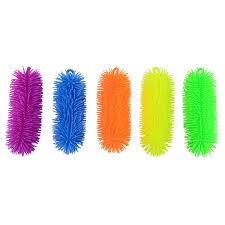 Jucarie antistress Vierme pufos 23cm in asort JOHNTOY